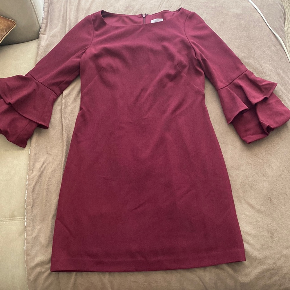 Chelsea28 dress in size 4 perfect for fall l!